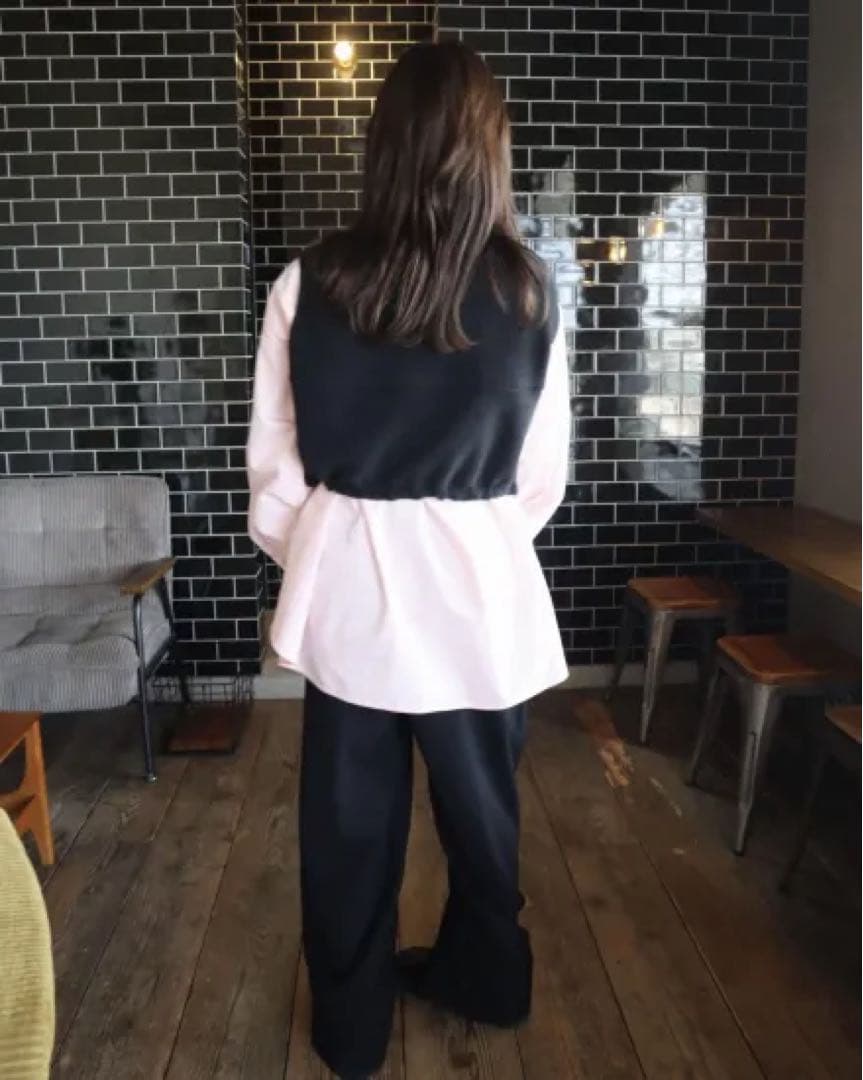 エパ　epa short fleece vest\"BLK\"