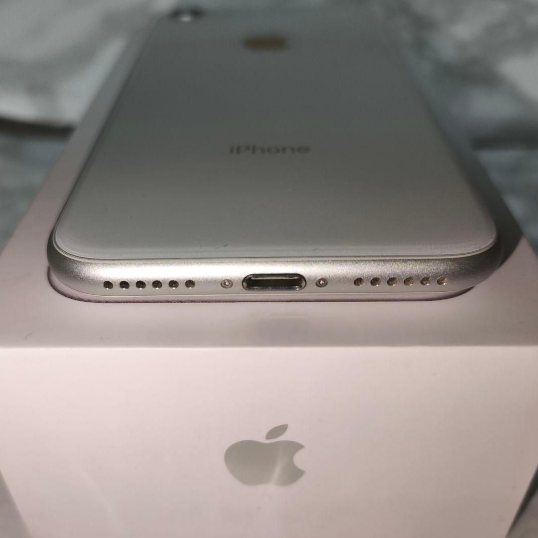 iphone 8 64GB シルバー SIMフリー