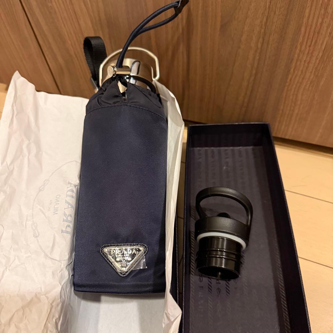 PRADA スチールタンブラー水筒　カバー付き