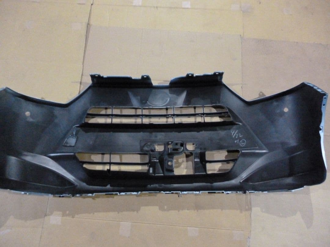 着払い フロントバンパー ミライース ＬＡ３５０Ｓ カラーＮＯ、B８３