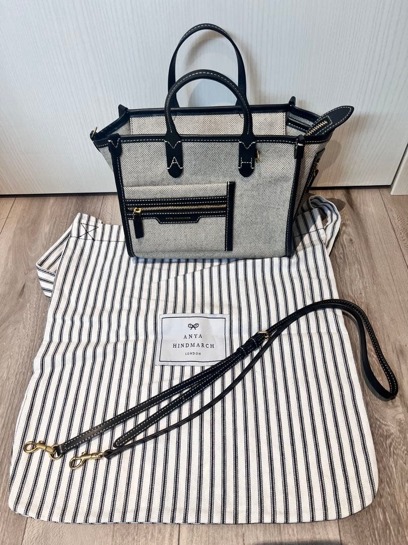 アニヤハインドマーチ　キャンバスパイピングショルダーバッグ美品