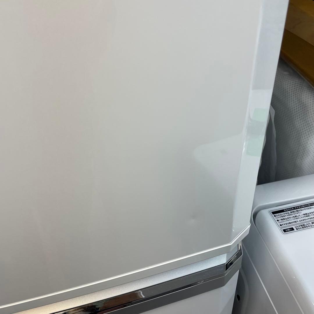 三菱ノンフロン冷凍冷蔵庫　MR-C34C-W 形2017年製