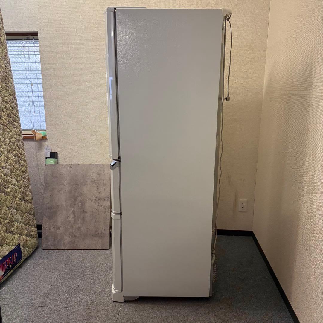 三菱ノンフロン冷凍冷蔵庫　MR-C34C-W 形2017年製