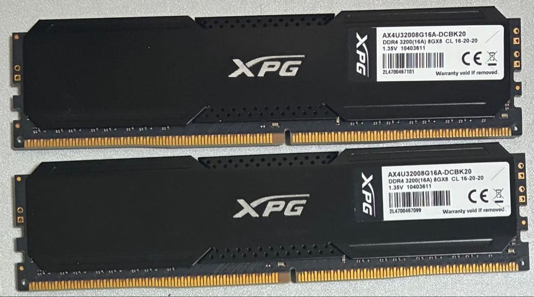 【中古】DDR4-3200 16GB(8GB×2枚) XPG