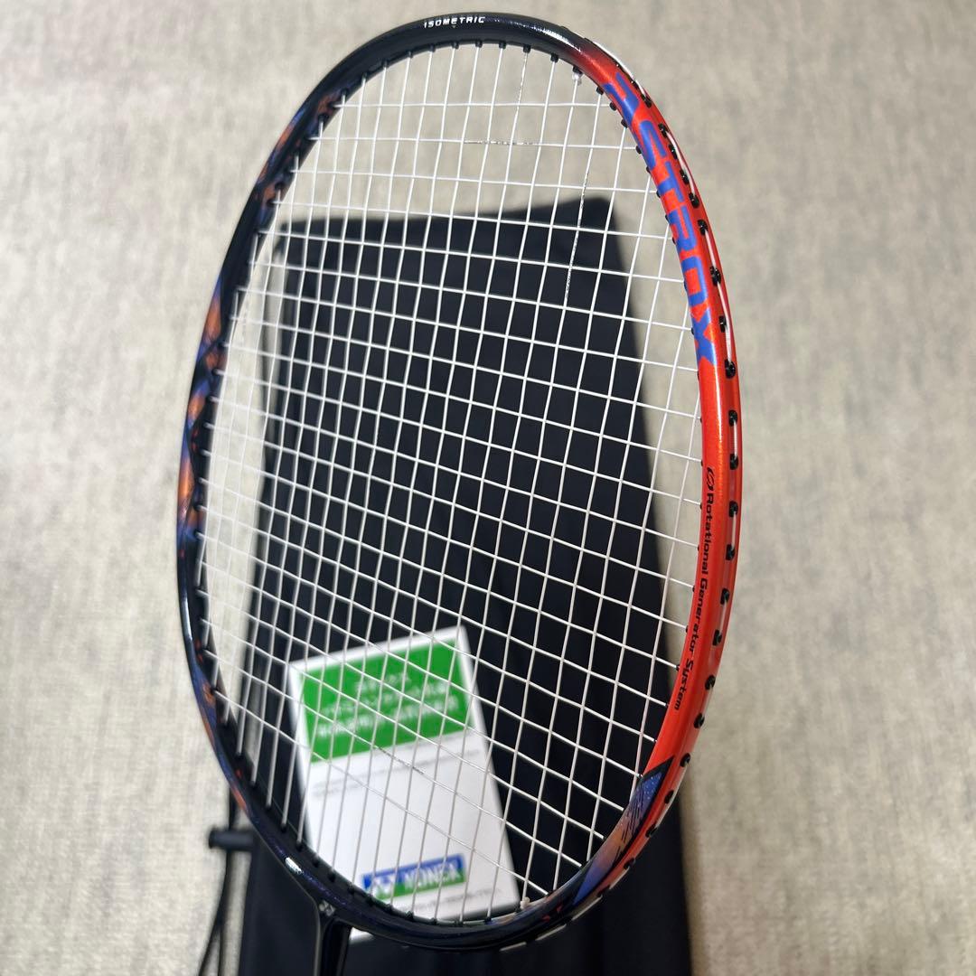 YONEXバドミントンアストロクス77pro4U6