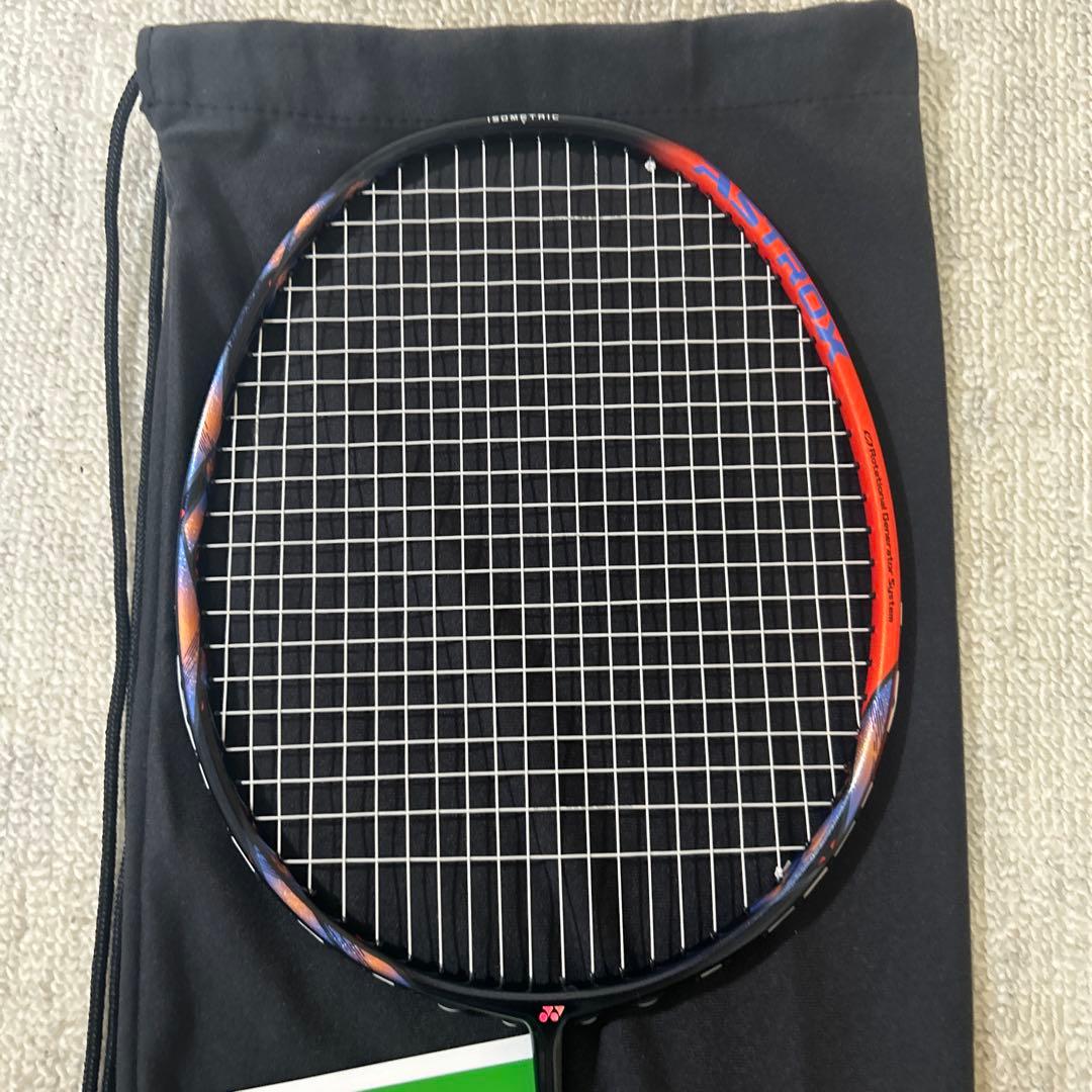 YONEXバドミントンアストロクス77pro4U6