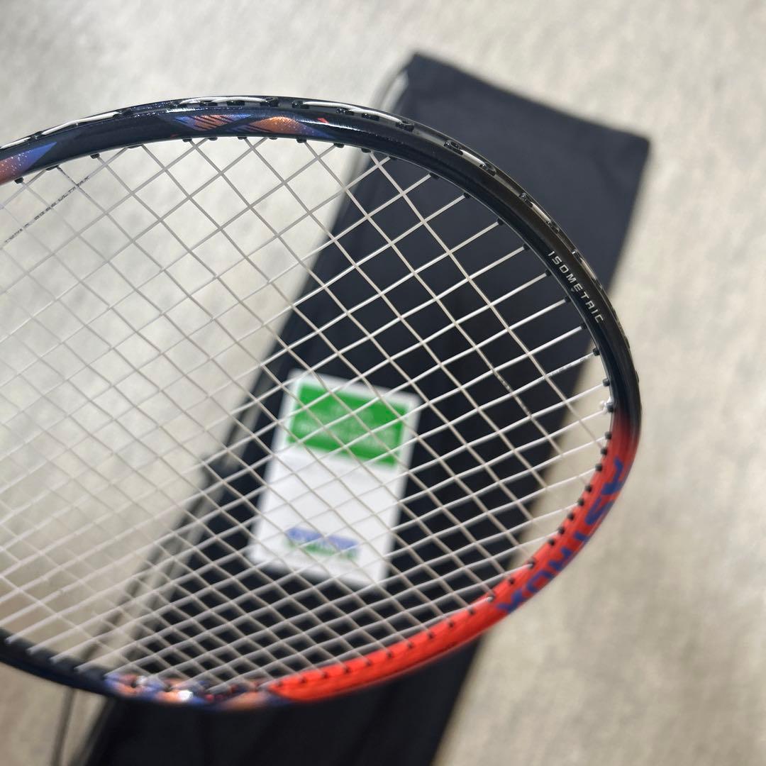 YONEXバドミントンアストロクス77pro4U6