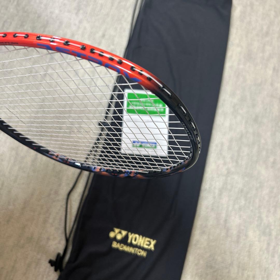YONEXバドミントンアストロクス77pro4U6