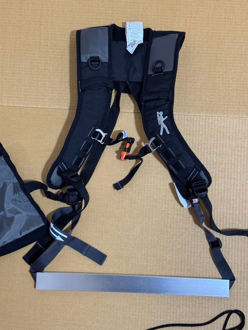 美品　Piggyback Rider 直立型キャリア(2歳半から、23kgまで)