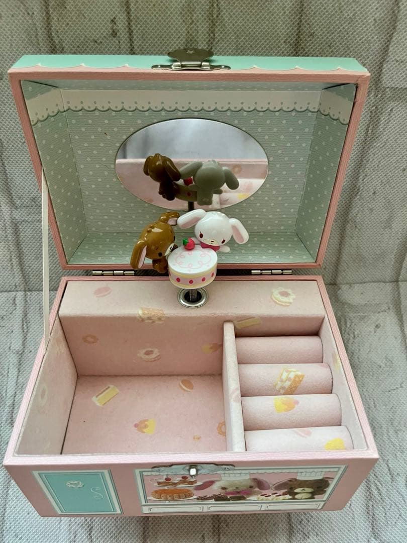 【シュガーバーニーズ】オルゴール付きジュエリーBOX