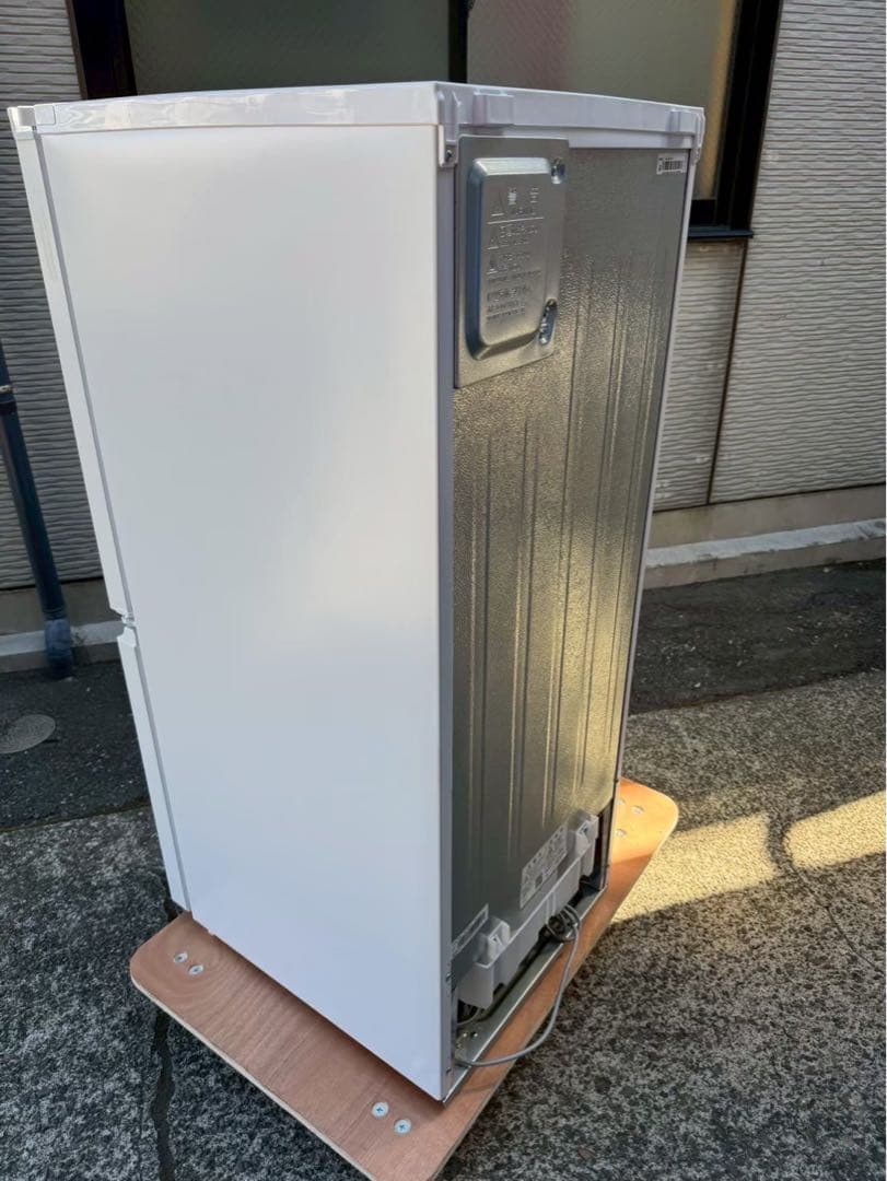 【送料確認】SHARP 冷蔵庫 SJ-D15J-W 152L 2023年製