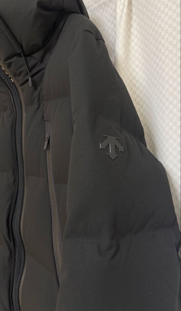 2024水沢ダウン　マウンテニア　Oサイズ