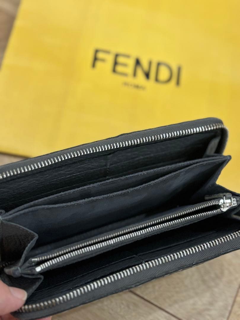 FENDI財布