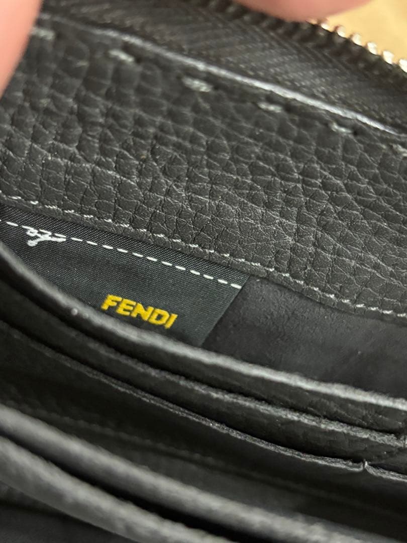 FENDI財布