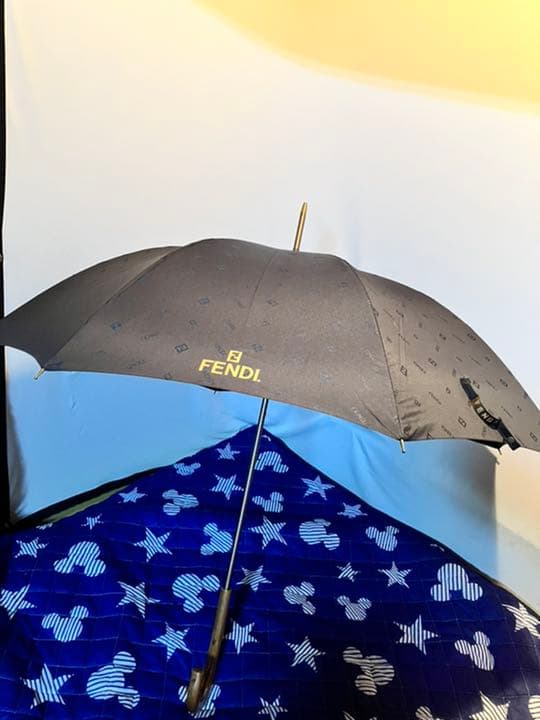 フェンディ 雨傘 美品
