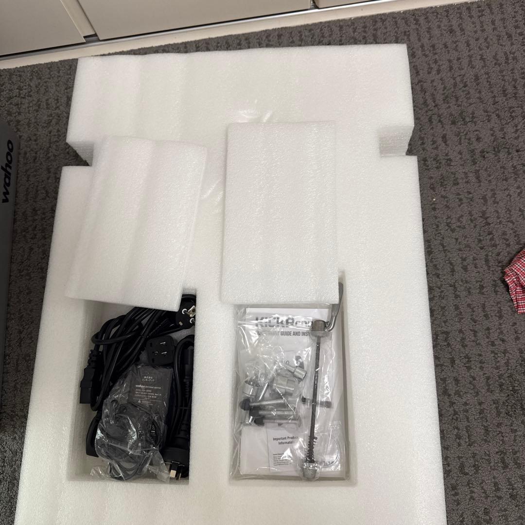 Wahoo KICKR CORE スマートバイクトレーナー