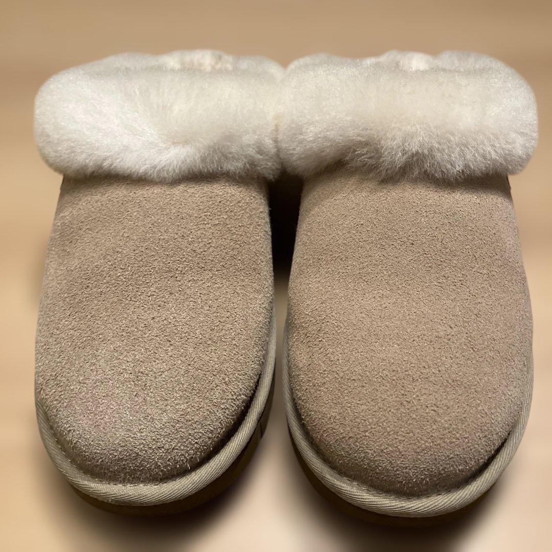 UGG ベージュ スエード ファーサンダル　28cm