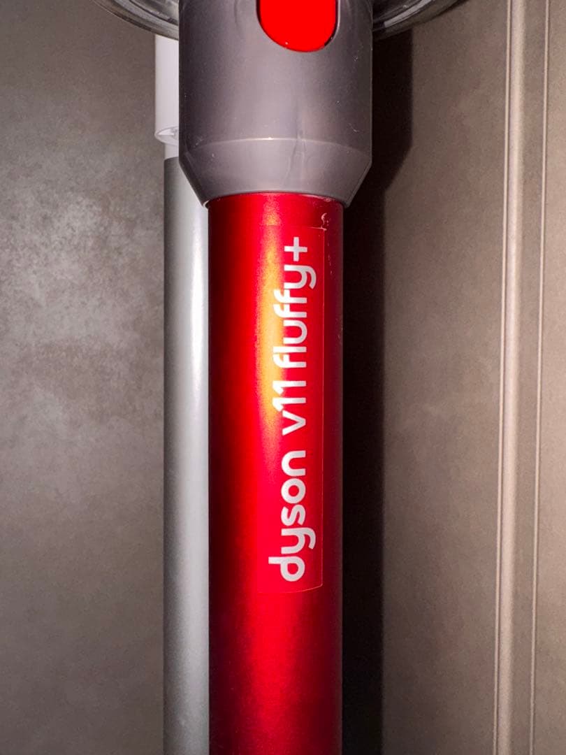 【純正充電ドック付】【美品】dyson Ꮩ11 fluffy+ SV14