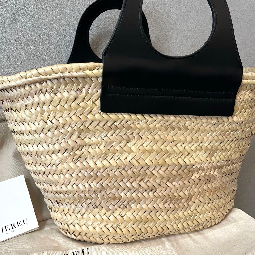 最終値下げ★美品　HEREU かごバッグ ナチュラル　ブラック