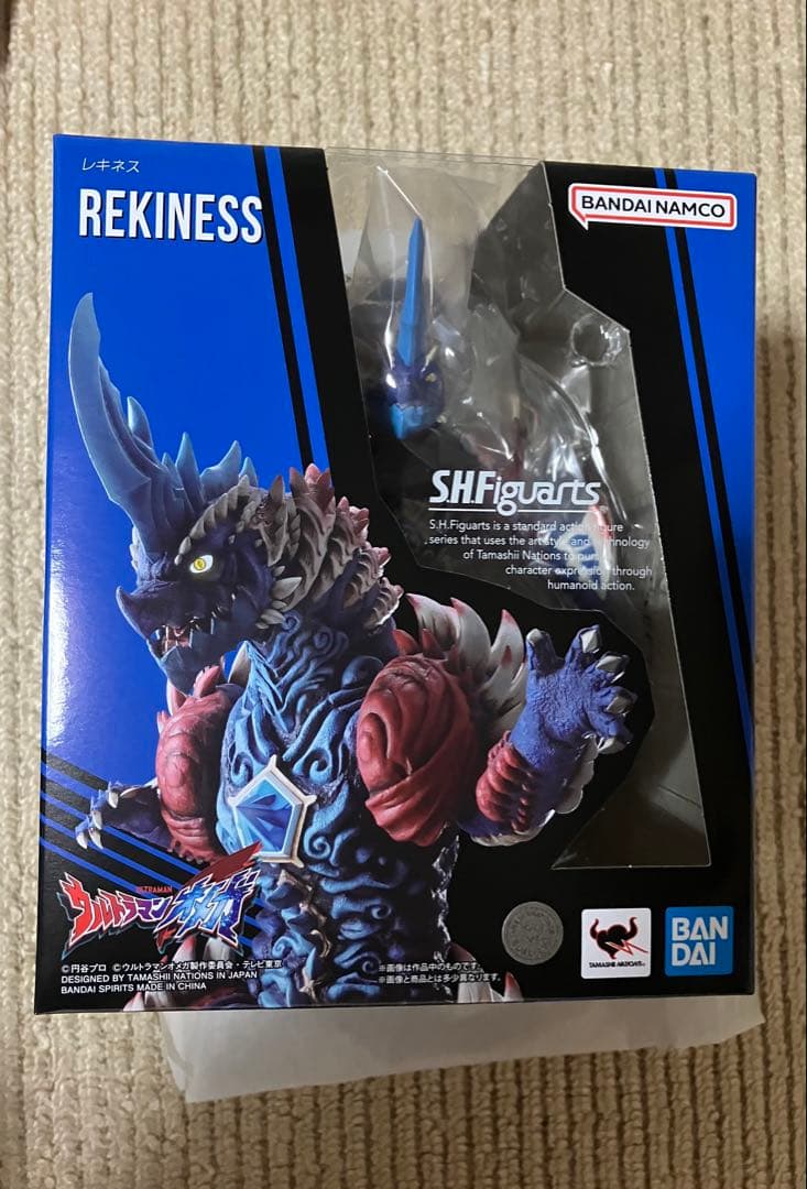 フィギュアーツ　ウルトラマンオメガ　レキネス