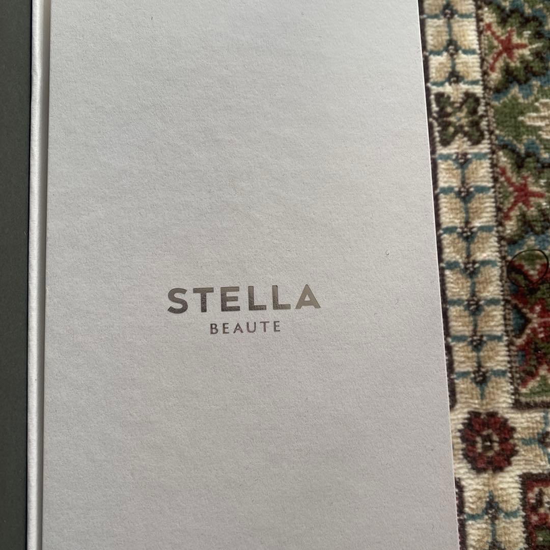 ステラボーテ　レーザーEMSリフトブラシPro