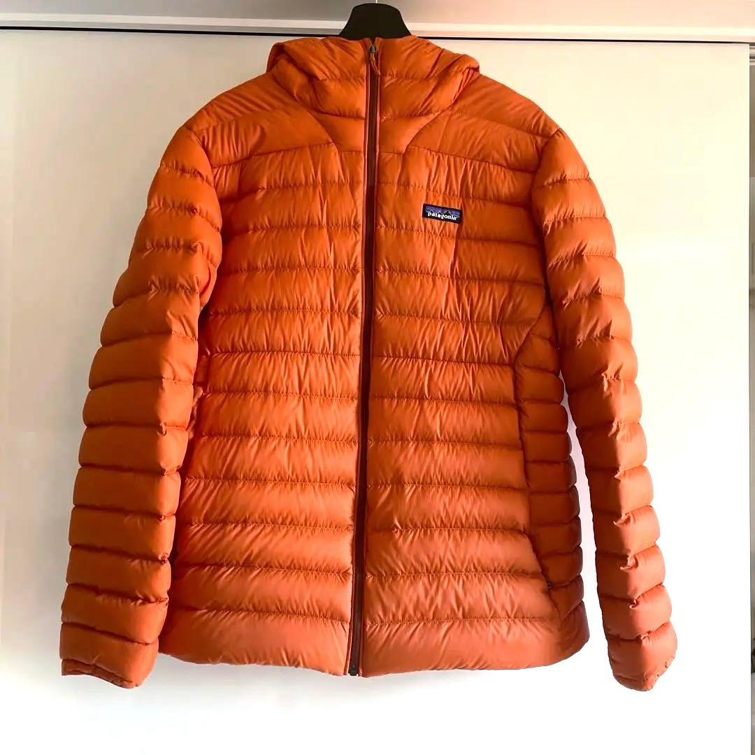 パタゴニア ダウンセーターフーディ ダウンジャケット オレンジ メンズXLサイズ