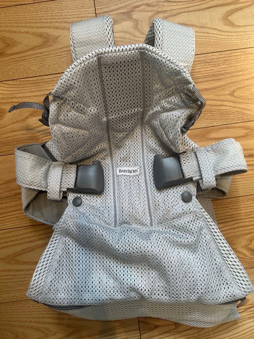 専用⚫︎試着のみ超美品⚫︎BABYBJÖRN ベビーキャリアONE KAI グレー