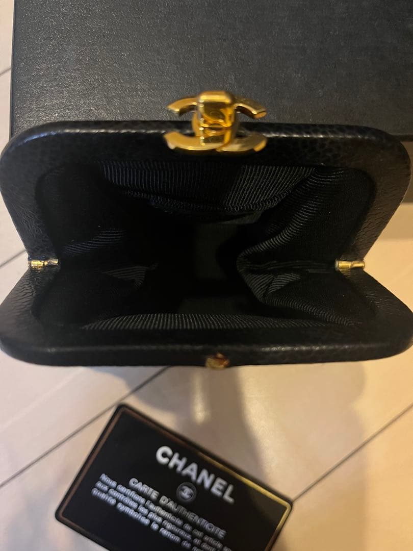 未使用　激レア　CHANEL キャビアスキン　ケース　ポーチ　がま口