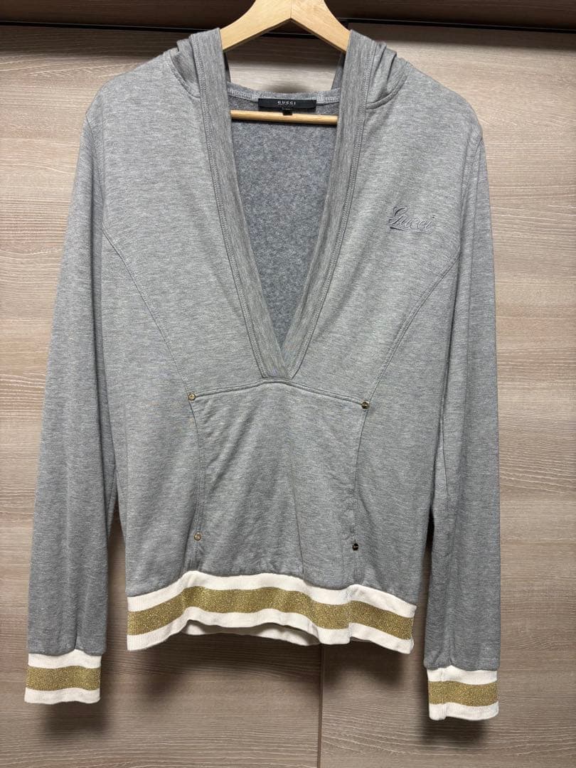 美品 GUCCI レディース フード パーカー グレー 金ラメ
