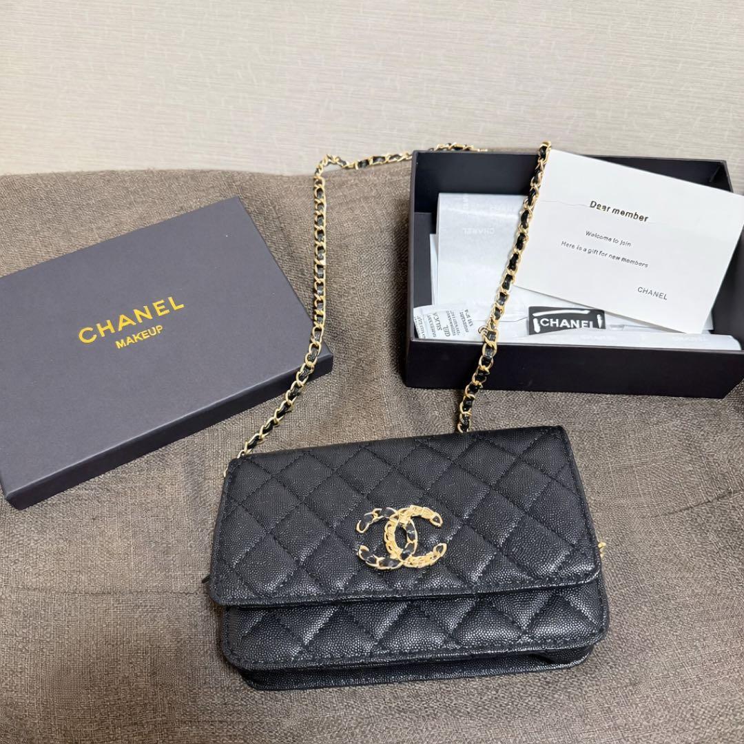 大幅値下げ♪CHANEL MAKEUP ウォレットショルダーバッグ ブラック