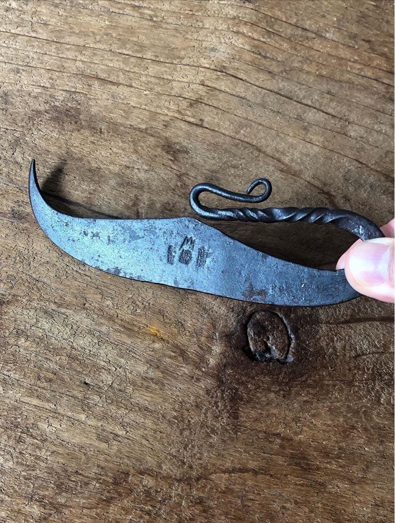 大工さんの木箱から出てきた火打ち金　火打鎌　明治時代　古民藝　古民具魔除け厄除け