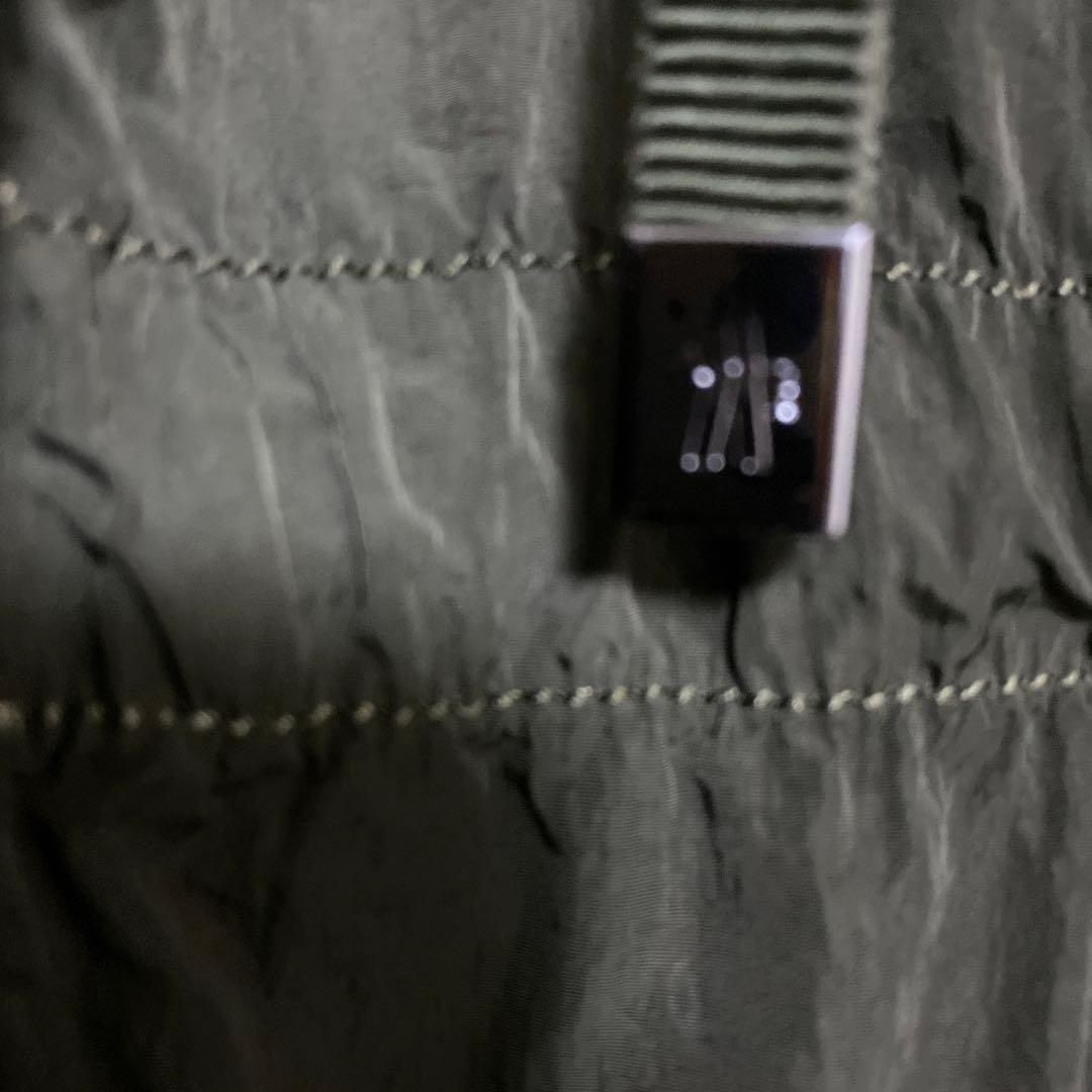 モンクレールSARCELLEサルセルライナーつきダウンコート