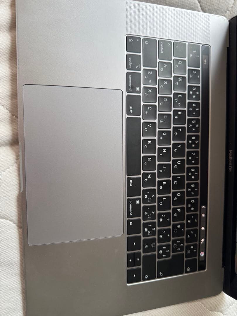 MacBook本体 MacBook Pro 2019 2.6GHz i7 16GB 256GB