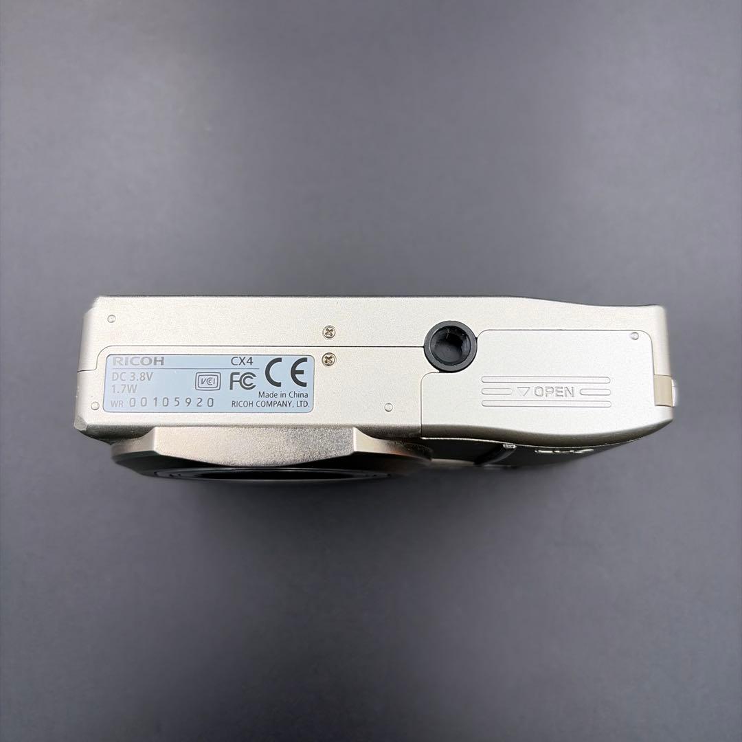 RICOH CX4 ゴールド コンパクトデジタルカメラ
