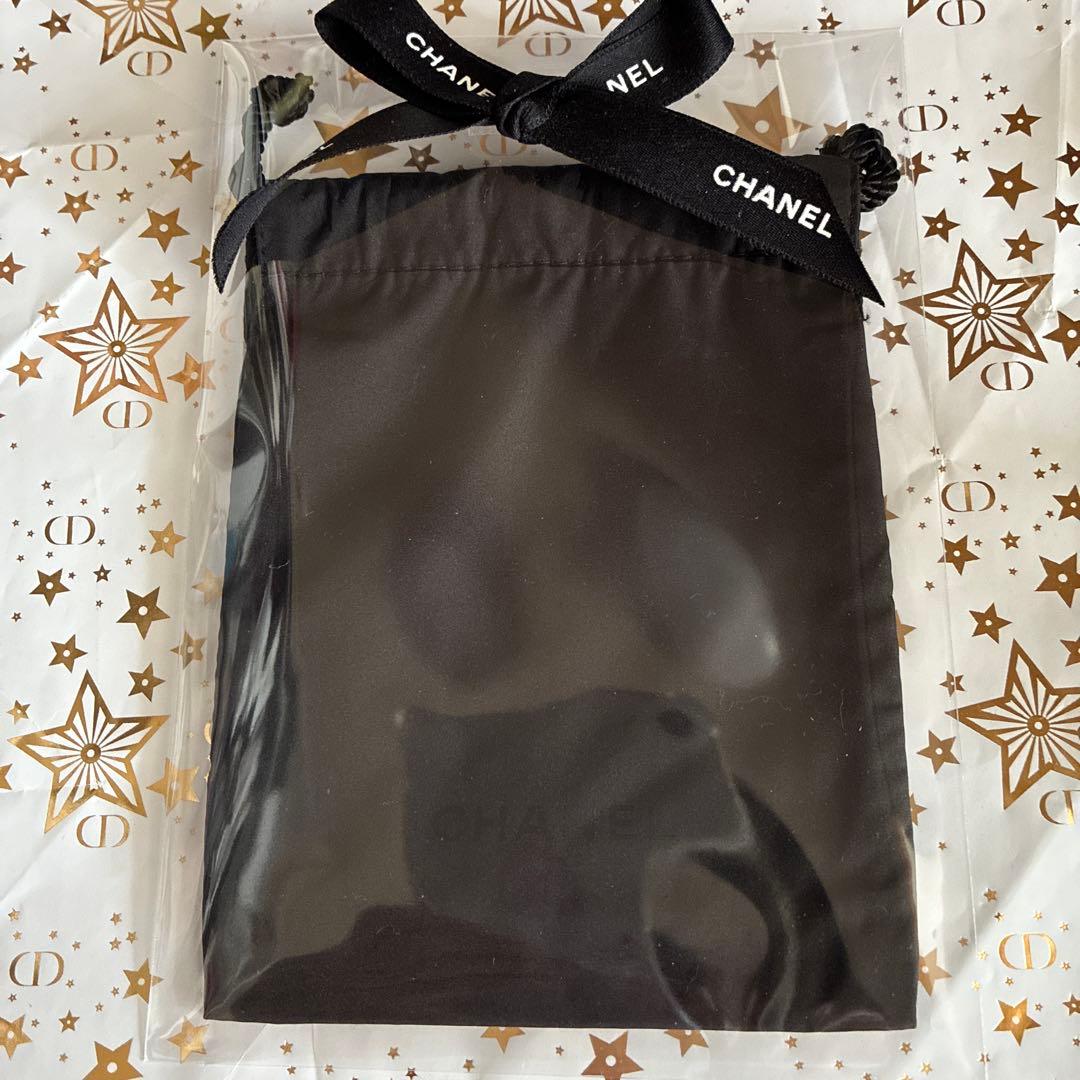 数量限定品　入手困難Dior ウルトラ ピンク アイシャドウパレット