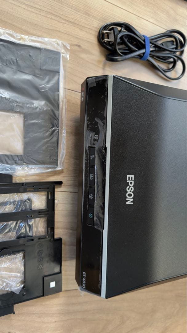 EPSON GT-X830 フラットベッドスキャナー A4