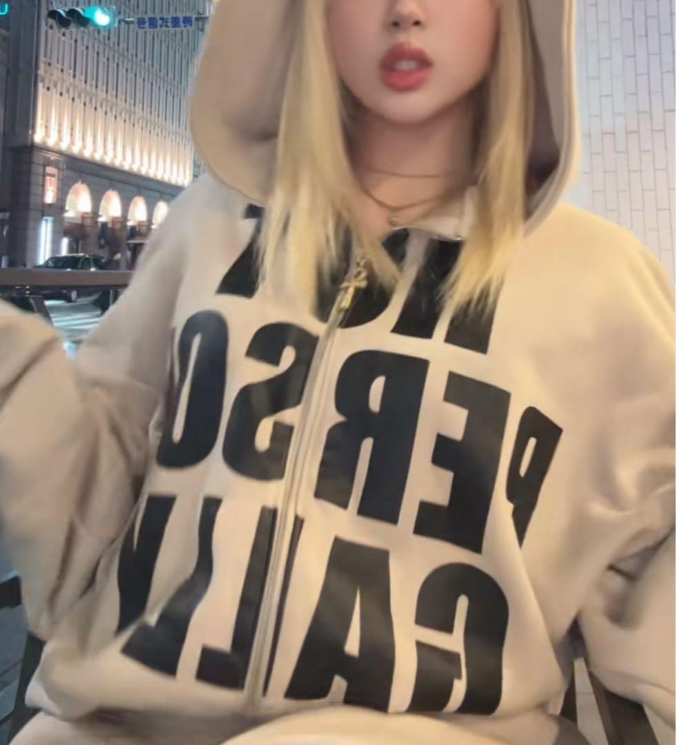 Gally Roll パーカー　フーディー　ジップアップ