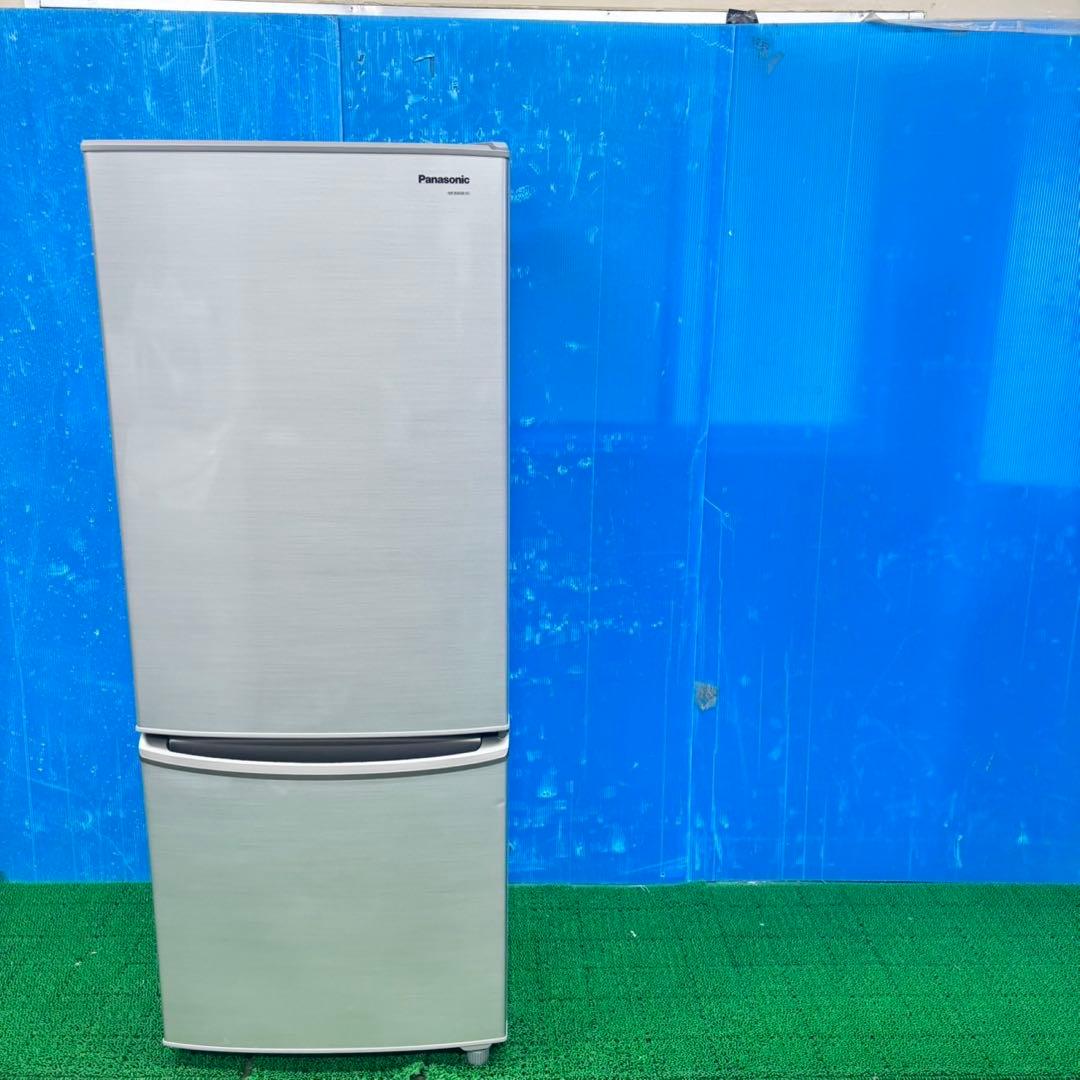 561 冷蔵庫　大型　200L強　右開き　極美品　一人暮らし　家庭でも！　保証込