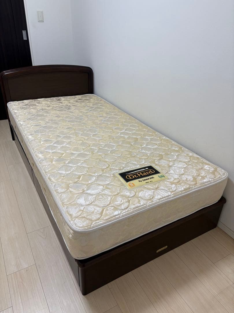 シモンズ　シングル　マットレス　ドクターハード