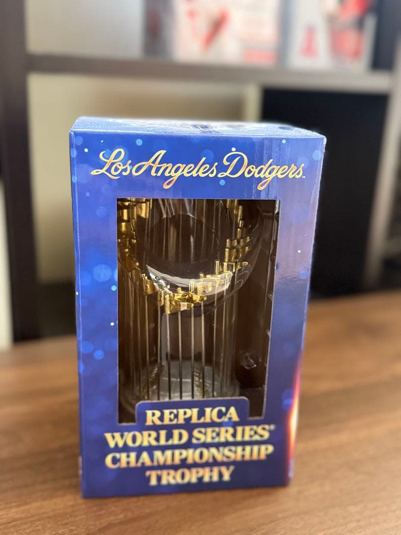 ドジャース　レプリカトロフィー