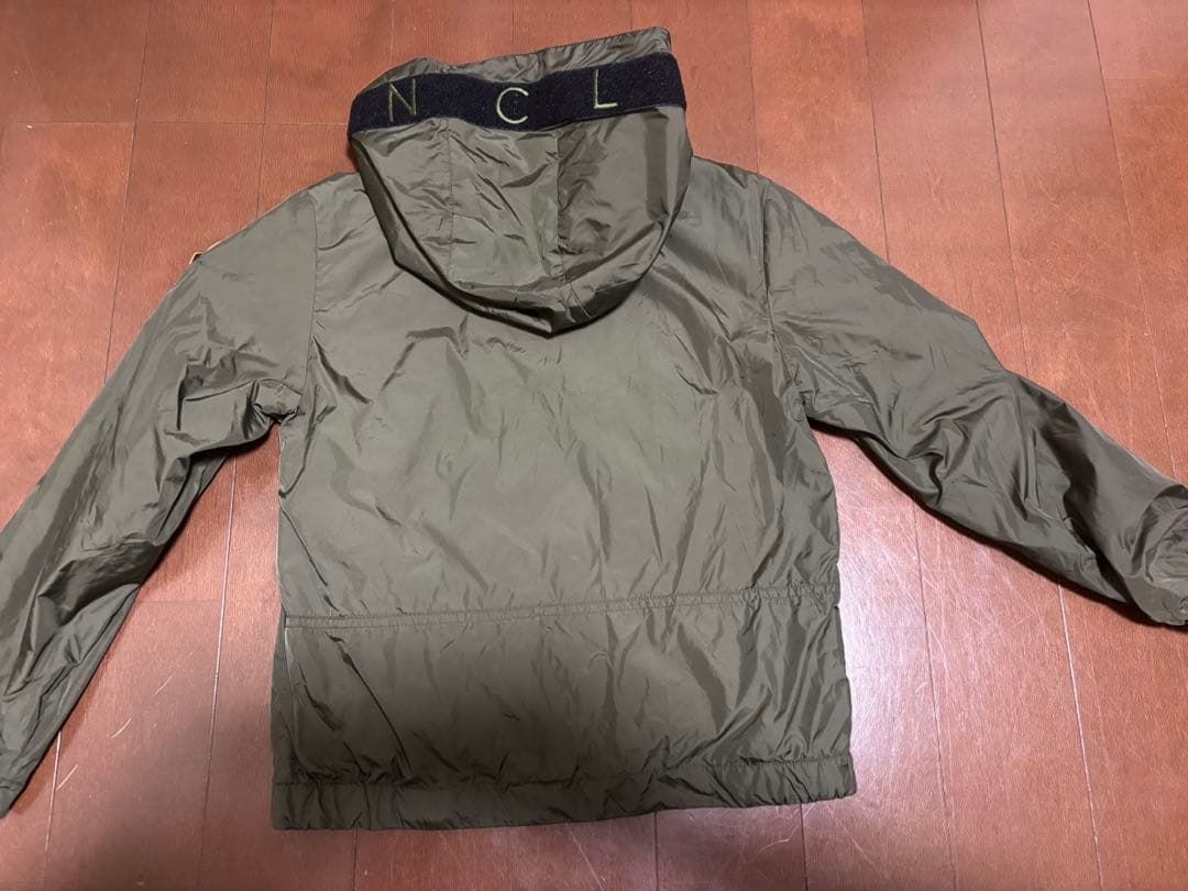 モンクレール　フード付きジャンバー　140