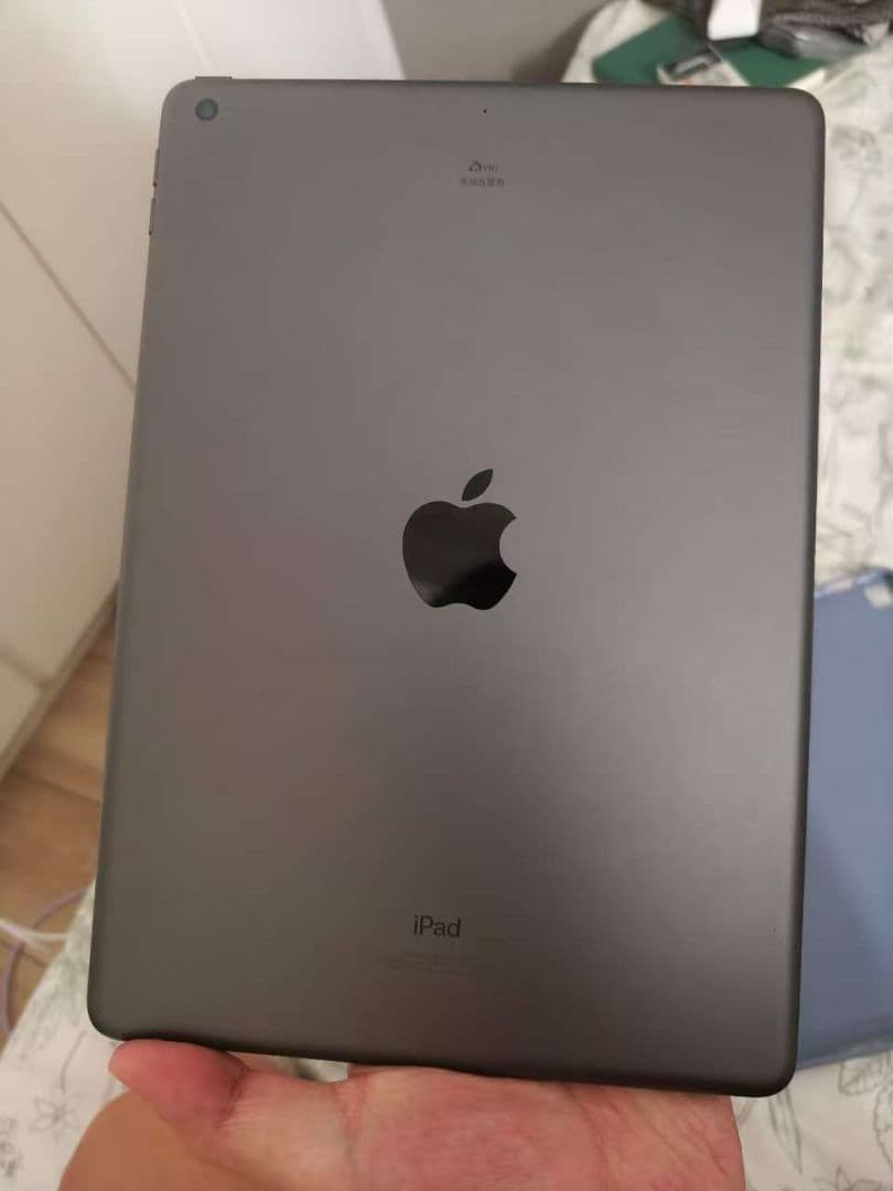 Apple iPad 第九世代 本体