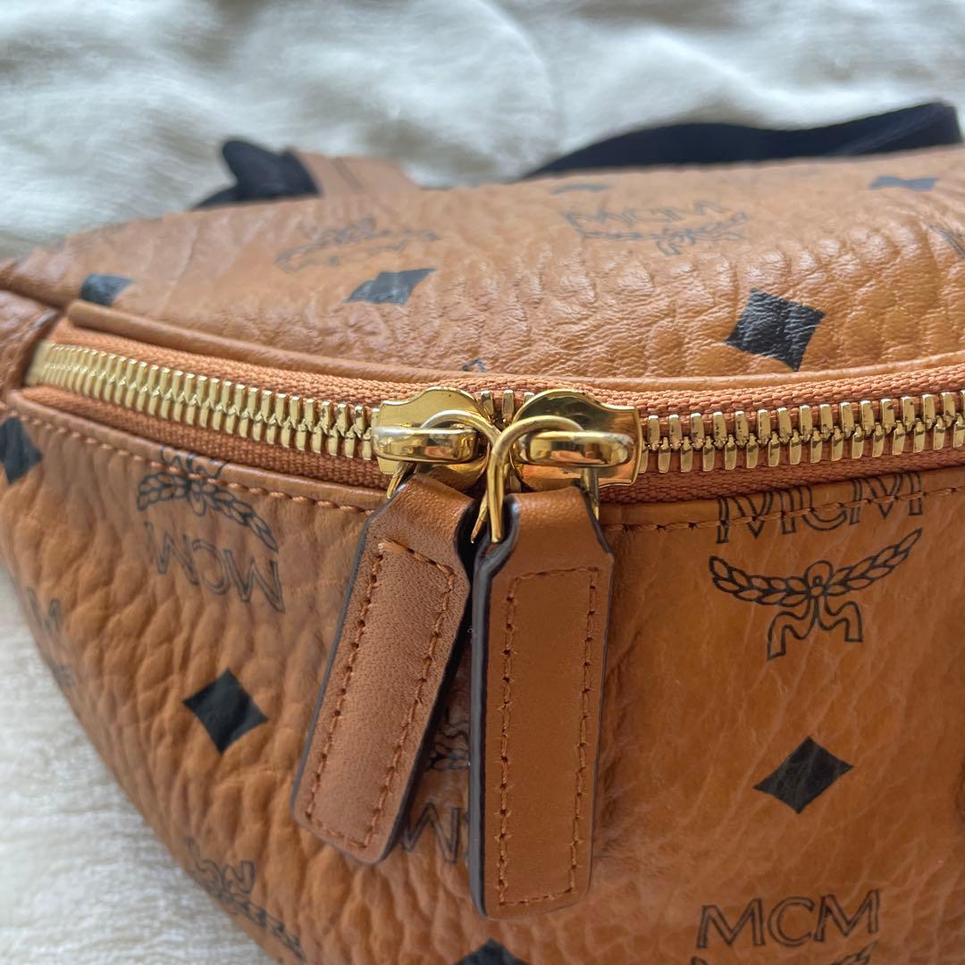 mcm ボディバッグ　ブラウン　美品