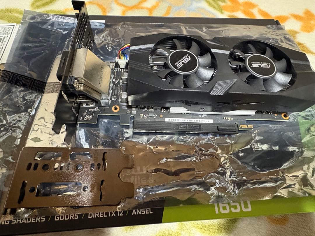 ASUS製 GeForce GTX1650 LP 4GB ロープロファイル対応