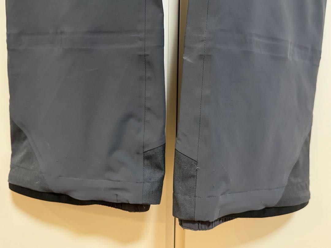 Salomon メンズスキーパンツ　Mサイズ