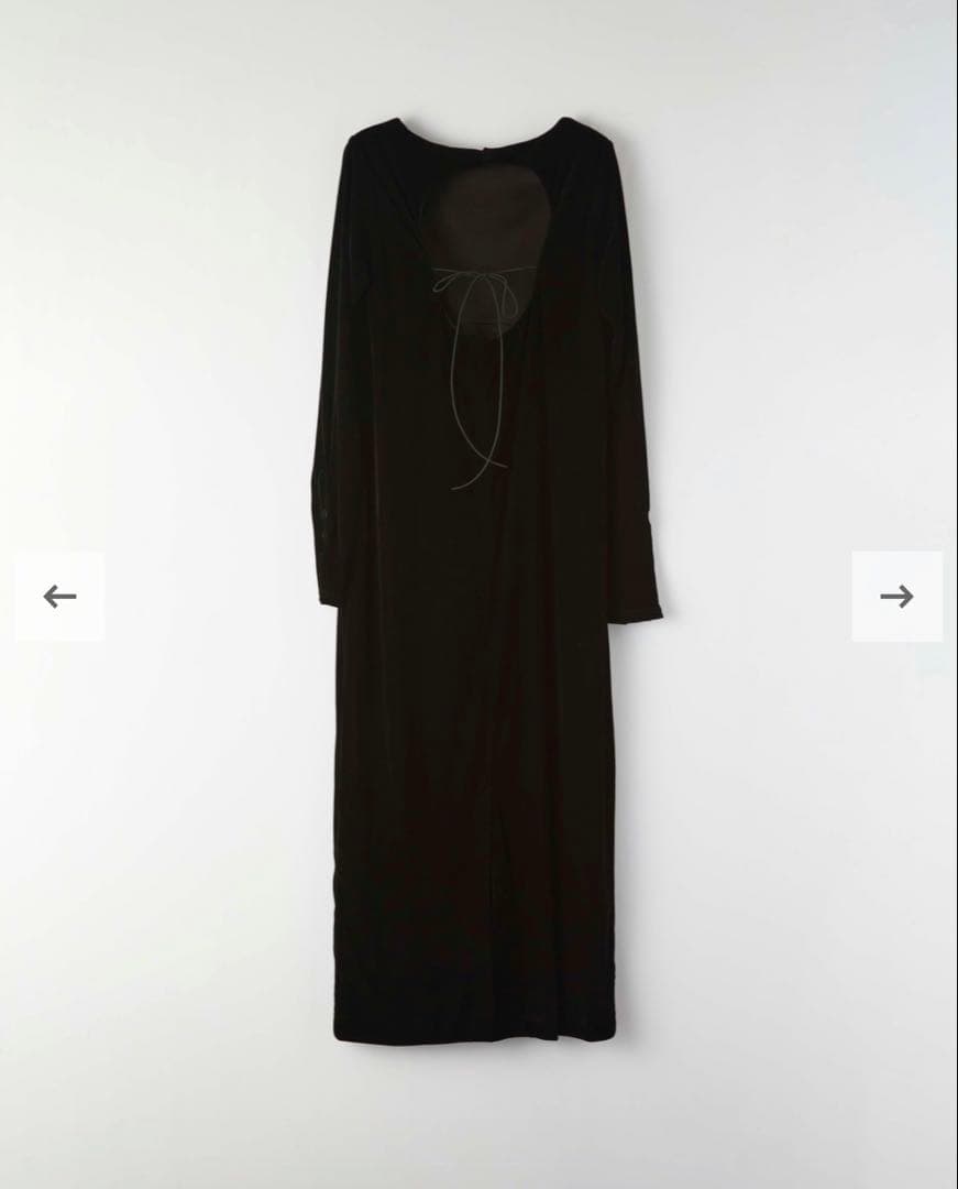 完売商品dium.Velours Back Open One Piece