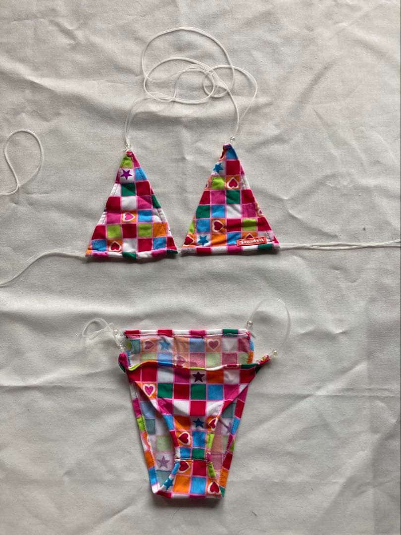 アクアドレスのセクシー紐ビキニ