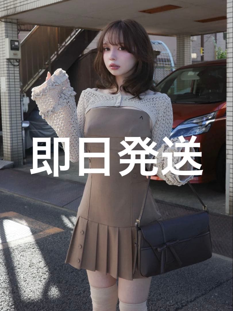 即発送 andmary Grenda pleats set mini dress