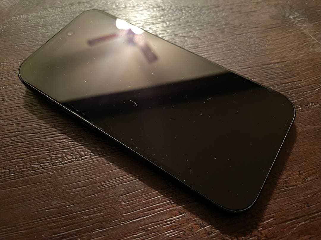 iPhone15 128GB ブラック SIMフリー レンズ割れ 箱付き 初期化