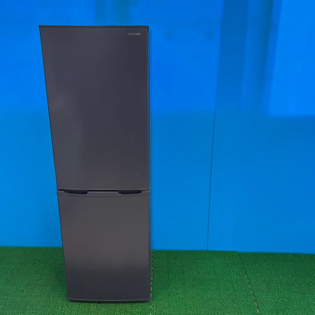 709 2023年　冷蔵庫　200L弱　スリムデザイン　小型　一人暮らし　洗濯機